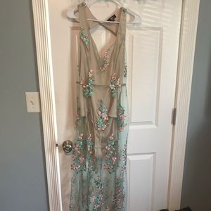 Full length shear gown